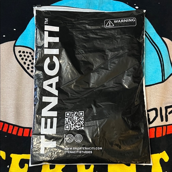 Tenaciti Studios Men's Pink Short Sleeve Tee - Picture 11 of 12